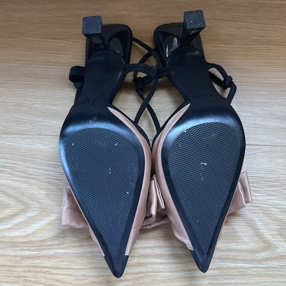 Zara Women's Black and Brown Bow Heels - Picture 3 of 5